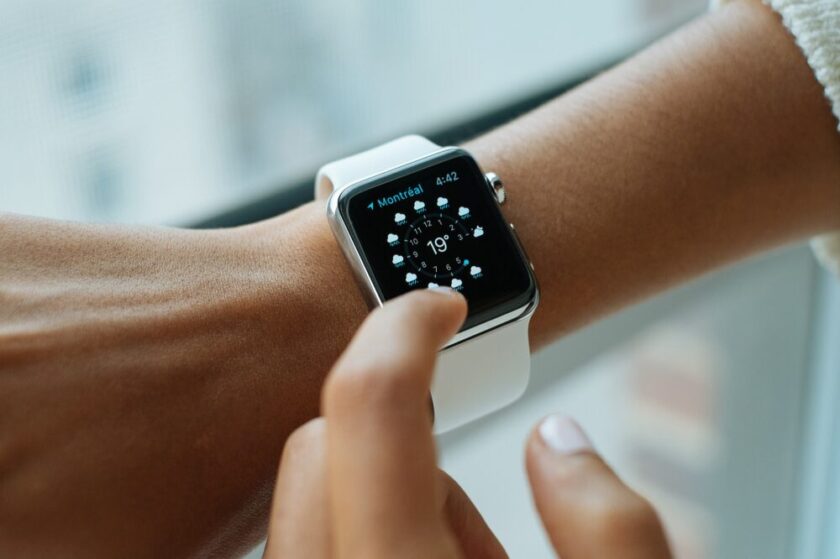 smart watch 821557 1920 Apple Watch